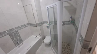 Modern 2 Bedroom, 2 Bathroom Apartment – Stylish, Spacious &amp; Ideally Located