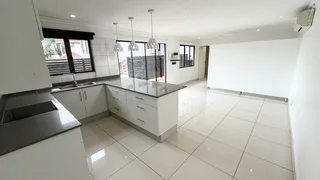 Spacious 1 Bedroom Garden Cottage - Durban North