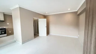 Spacious Modern Studio Cottage - Durban North