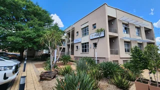 471 square meter Office to let in Centurion Central with main road access