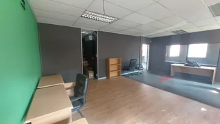 118m² square meter office unit for sale in Lyttelton Manor