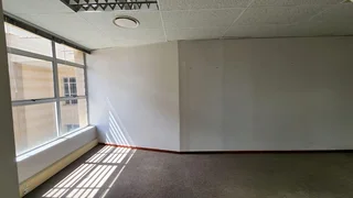 471 square meter Office to let in Centurion Central with main road access