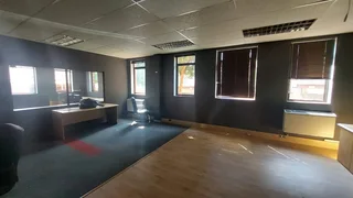 118m² square meter office unit for sale in Lyttelton Manor