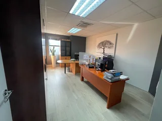 3,151 square meter Space for Sale in Die Hoewes with back up power.