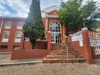 105 sqm Office To Let – Erasmuskloof – Prime Corporate Park Location