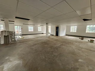 348 sqm Office To Let – Erasmuskloof – Customisable White-Box Space