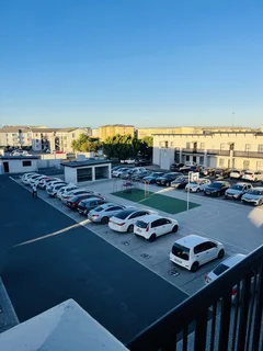 Neat 2-bedroom And 1-bathroom Apartment In Dartford Drive