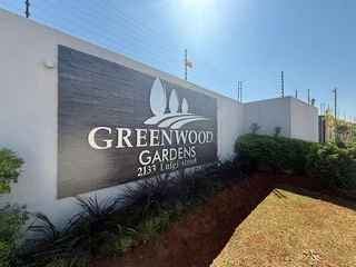 Modern 2-Bedroom Ground Floor Apartment – Secure, Stylish &amp; Effortlessly Convenient