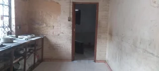 Versatile Opportunities in Prime Location