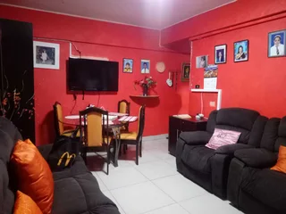 Neat and Move-In-Ready! Prime Durban Central Apartment! Well-maintained building - Close to ameni...