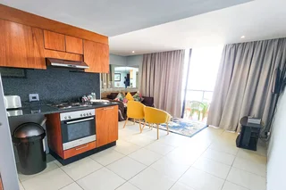 Apartment with sea views - To Let