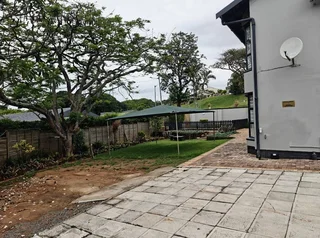 Prime Commercial Space Available to Let in La Lucia.