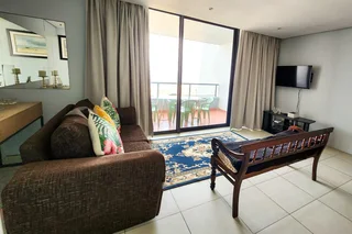 Apartment with sea views - To Let