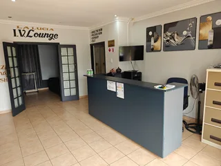 Prime Commercial Space Available to Let in La Lucia.