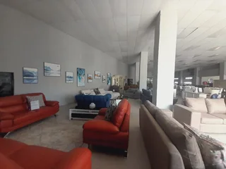 Prime Commercial Building available to let in Pinetown