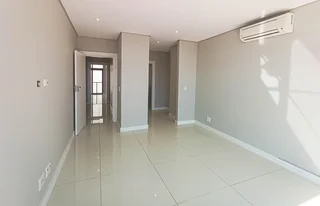 Stunning Townhouse in Izinga