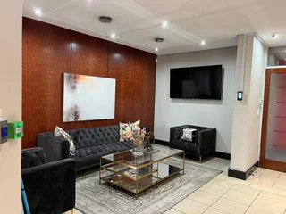 236m² Ground Floor Modern Office To Let in Century City