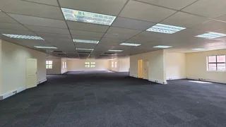 2,000 Square meter office unit to let in Highveld with highway access