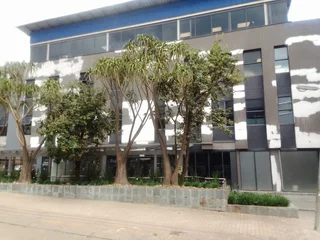 Prime Retail Space to Let - 15 Wellington Road, Parktown