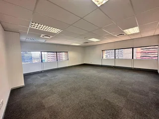 169m² Office To Let In Cape Town Sea And Mountain Views