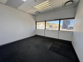169m² Office To Let In Cape Town Sea And Mountain Views