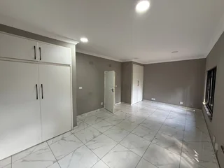 Office Space to Let - 391 Ontdekkers Road, Florida, Roodepoort