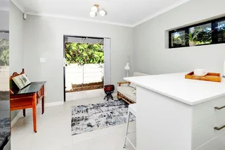 1 BEROOM COTTAGE IN KENRIDGE (Fully Furnished)