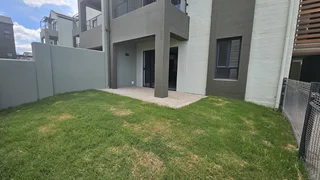 Spacious, secure &amp; modern living