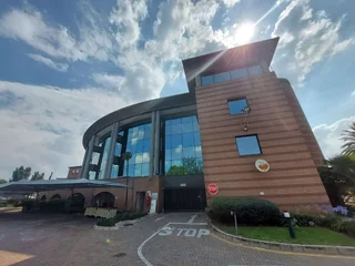 1173 sqm office to Let in Bedfordview