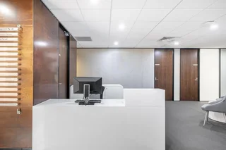 Fully serviced private office space for you and your team in Regus The Foundry