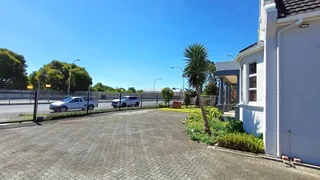 Highly visible commercial property with ample onsite parking