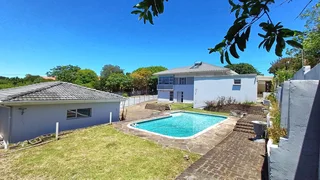 Prime location with high visibility and ample versatility