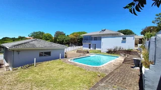 Prime location with high visibility and ample versatility