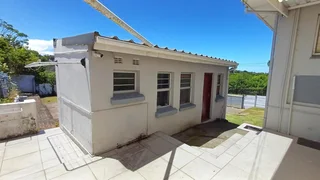 Prime location with high visibility and ample versatility