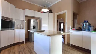 Prime location with high visibility and ample versatility