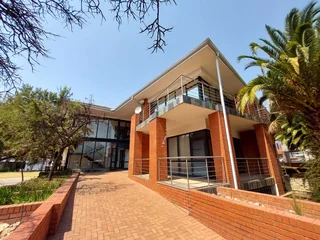 264 sqm Office to Let in Bedfordview