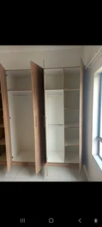 Secure 1-Bedroom And 1-Bathroom Apartment In Benacre Lane, Modderfontein