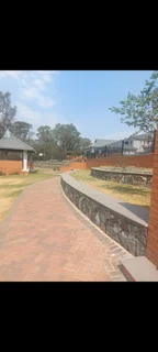 Secure 1-Bedroom And 1-Bathroom Apartment In Benacre Lane, Modderfontein