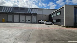 2945m2 AAA-Grade Warehouse To Let in Blackheath Industrial