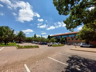 Large unmatched Tenant Incentive at this 470 sqm Office
