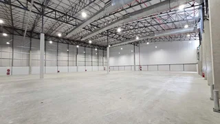 2945m2 AAA-Grade Warehouse To Let in Blackheath Industrial