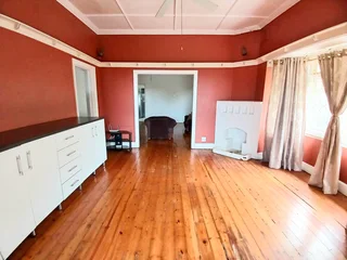 4 bedroom house for sale in upper Glenwood