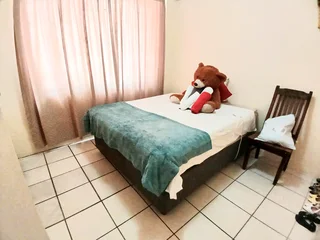 Glenwood 2,5 bed flat for sale...