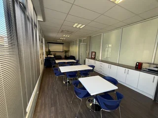 897sqm Office Block For Sale – Die Hoewes – Prime Jean Avenue Exposure