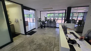 150sqm Office To Let – Menlo Park – Modern Glass-Fitted Unit With Prime Visibility