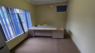 60 sqm Office To Let – Menlo Park – High-Visibility Main Road Location