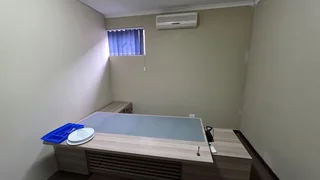 60 sqm Office To Let – Menlo Park – High-Visibility Main Road Location