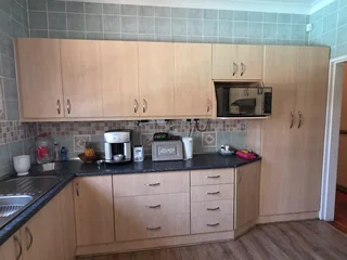 Stylish and Spotless Family Home with Flatlet, Entertainment Area &amp; Pool