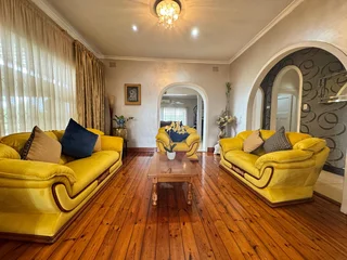 Spacious 4-Bedroom Family Home For Sale In Glen Anil.