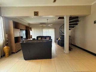 Spacious 4-Bedroom Family Home For Sale In Glen Anil.